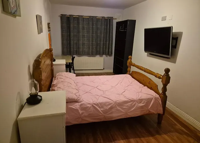 Comfortable Beside Luas Line 1 Accommodatie bij particulieren *